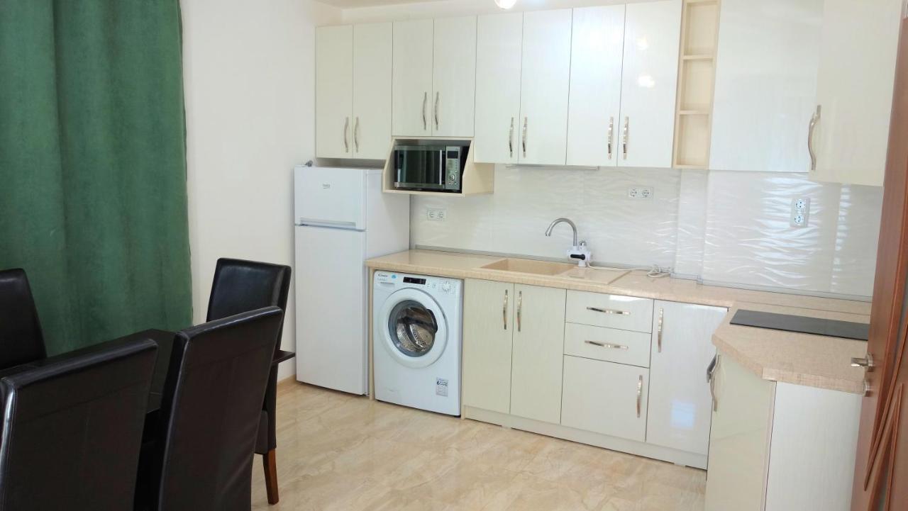 Sea Garden Marina 3 Apartment Varna Exterior photo